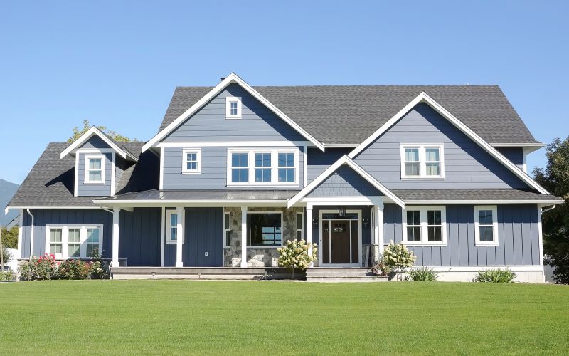 House Roof Installation in London, OH